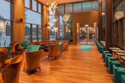 Motel One Outdoor Foyer